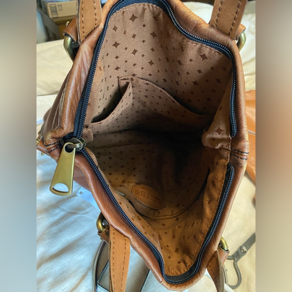 FOSSIL Leather Foldover Shoulder Crossbody Bag Tote Messanger - Picture 12 of 13